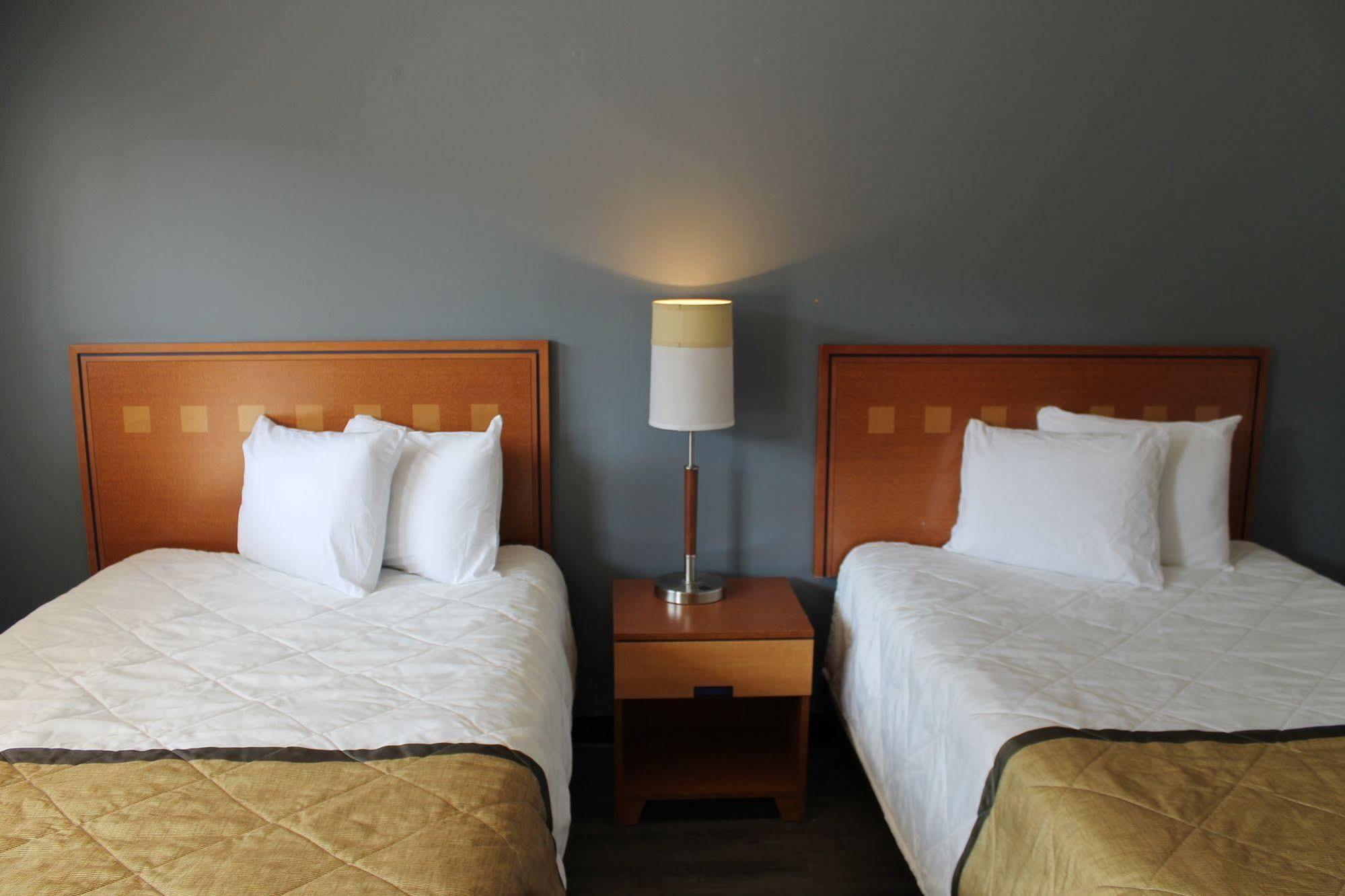 Budgetel Inn And Suites Atlanta Midtown Extérieur photo