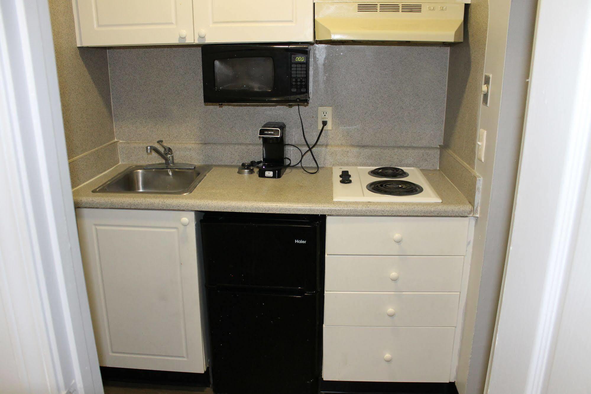 Budgetel Inn And Suites Atlanta Midtown Extérieur photo